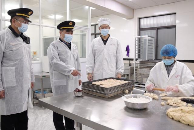 助力“非遗”美食走进千家万户市场监管部门在行动(图2)
